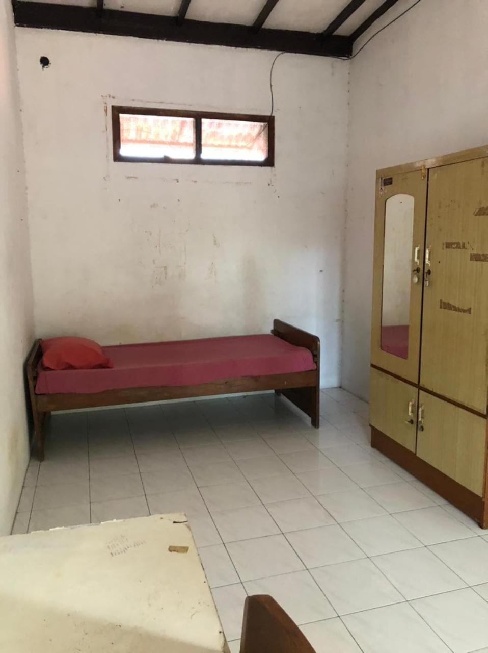 Oyo 90482 Rumah Oma Syariah Kupang  Kültér fotó